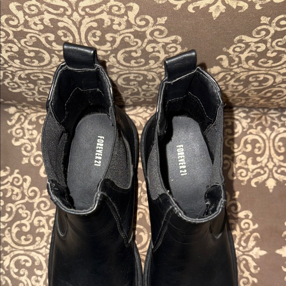 Forever 21 Black Ankle Boots - Picture 2 of 9